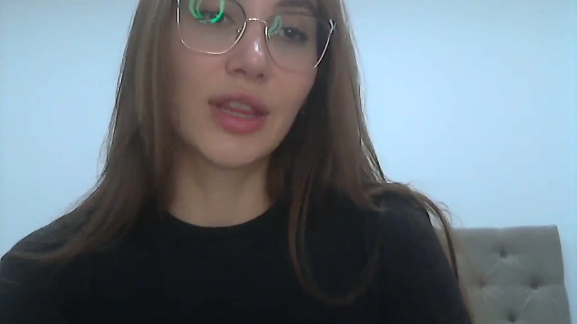 Gallery image thumbnail from HappinessInMe's myfreecams stream on, 11/25/2023, 16:11 image 19 of 20