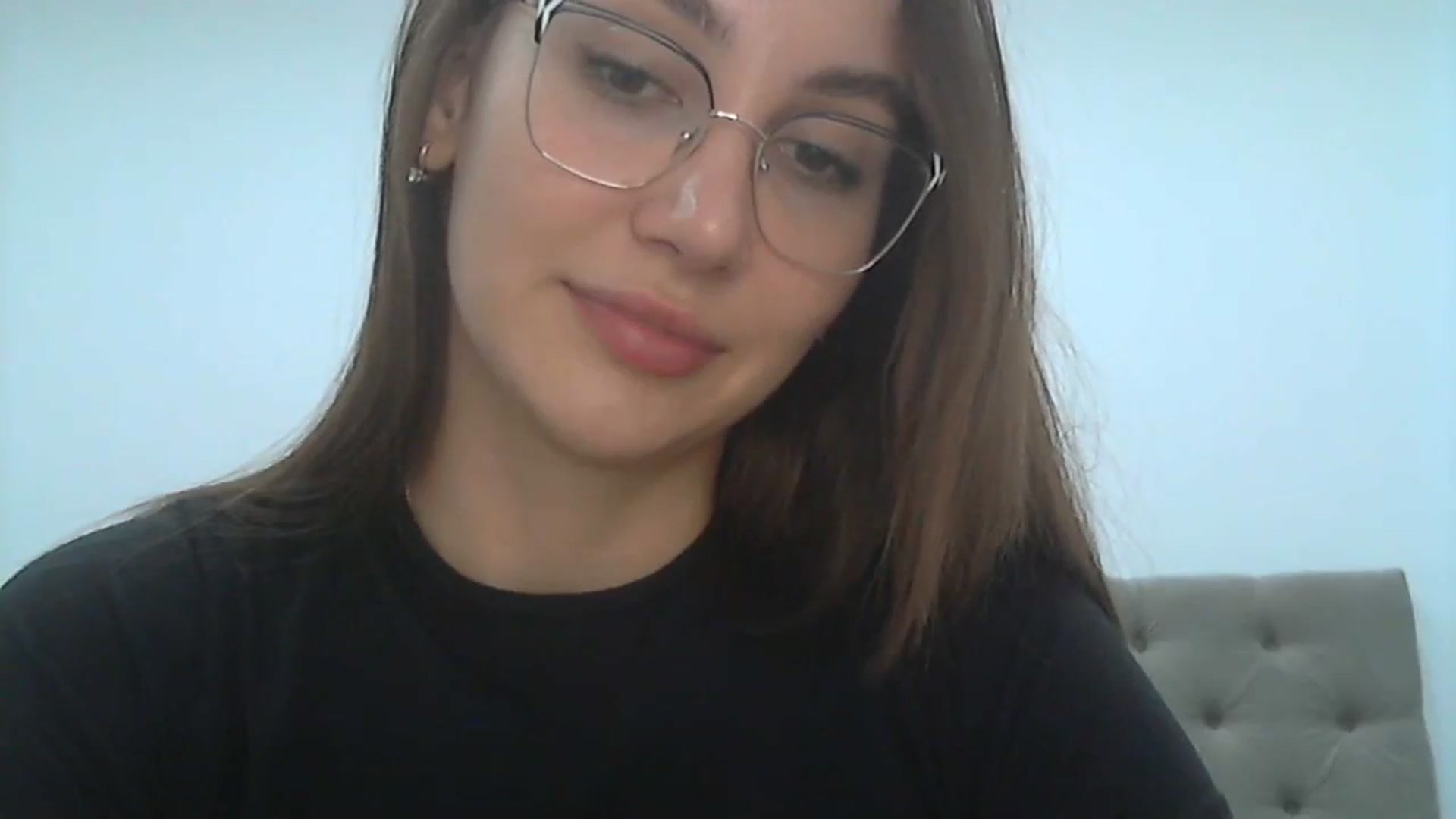 Gallery image thumbnail from HappinessInMe's myfreecams stream on, 11/25/2023, 16:11 image 11 of 20