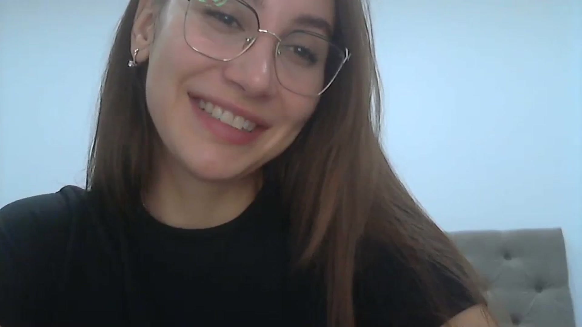 Gallery image thumbnail from HappinessInMe's myfreecams stream on, 11/25/2023, 16:11 image 3 of 20