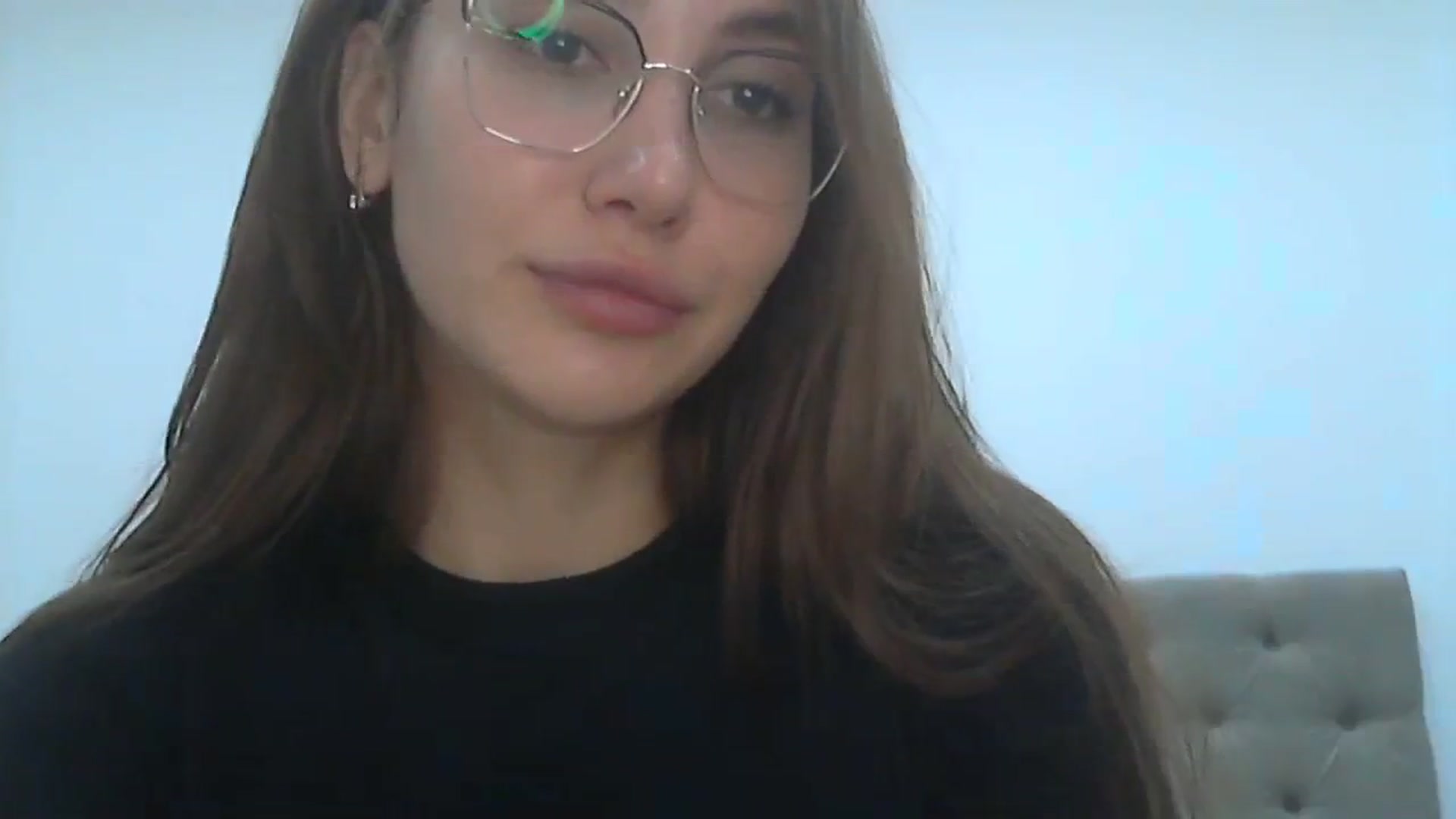 Gallery image thumbnail from HappinessInMe's myfreecams stream on, 11/25/2023, 16:11 image 18 of 20