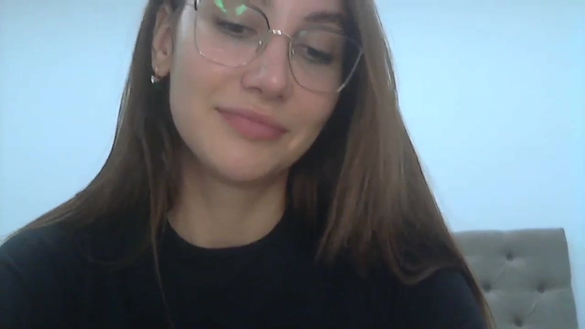 Gallery image thumbnail from HappinessInMe's myfreecams stream on, 11/25/2023, 16:11 image 5 of 20