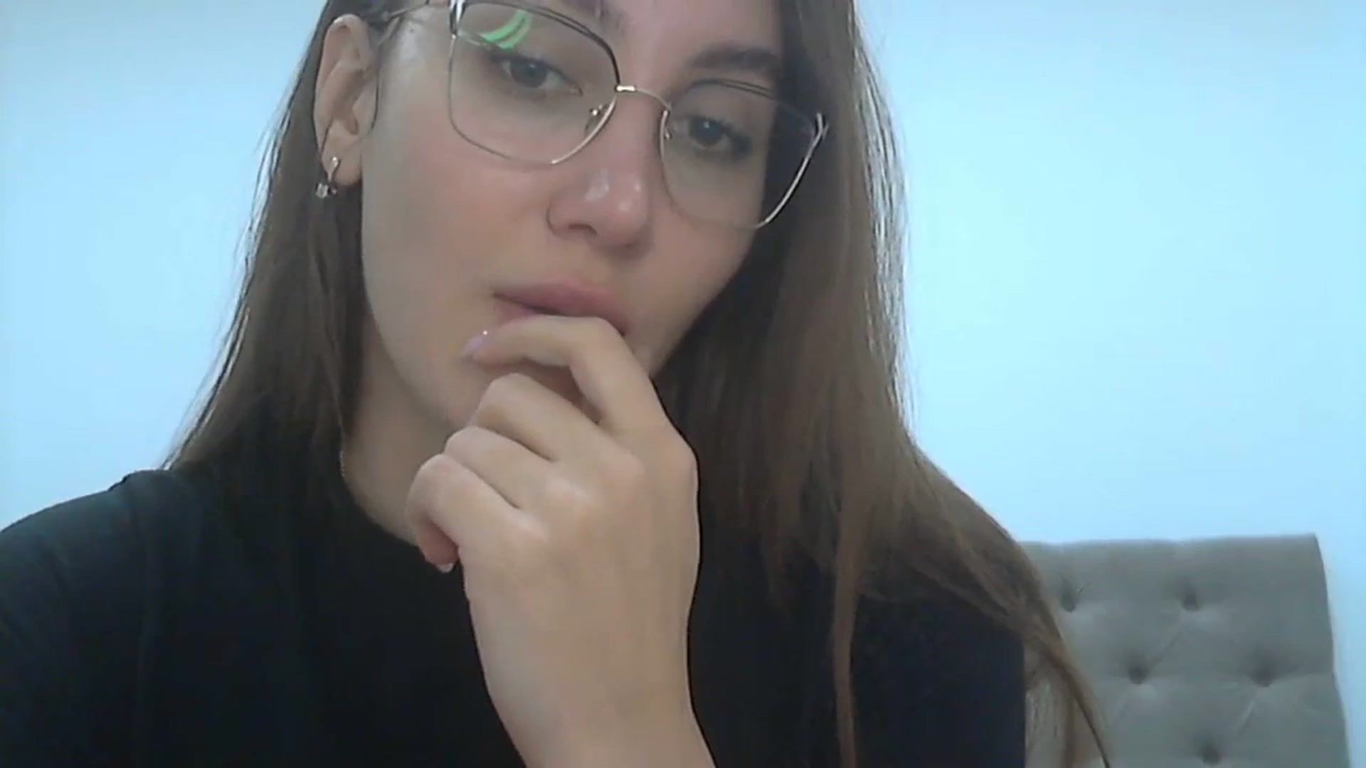 Gallery image thumbnail from HappinessInMe's myfreecams stream on, 11/25/2023, 16:11 image 2 of 20