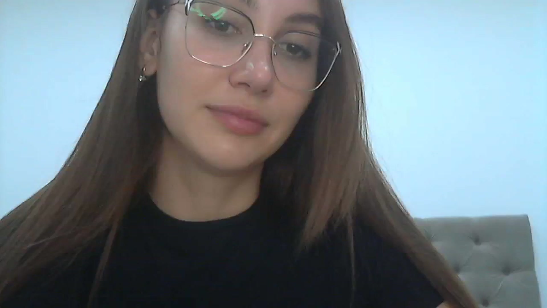 Gallery image thumbnail from HappinessInMe's myfreecams stream on, 11/25/2023, 16:11 image 13 of 20