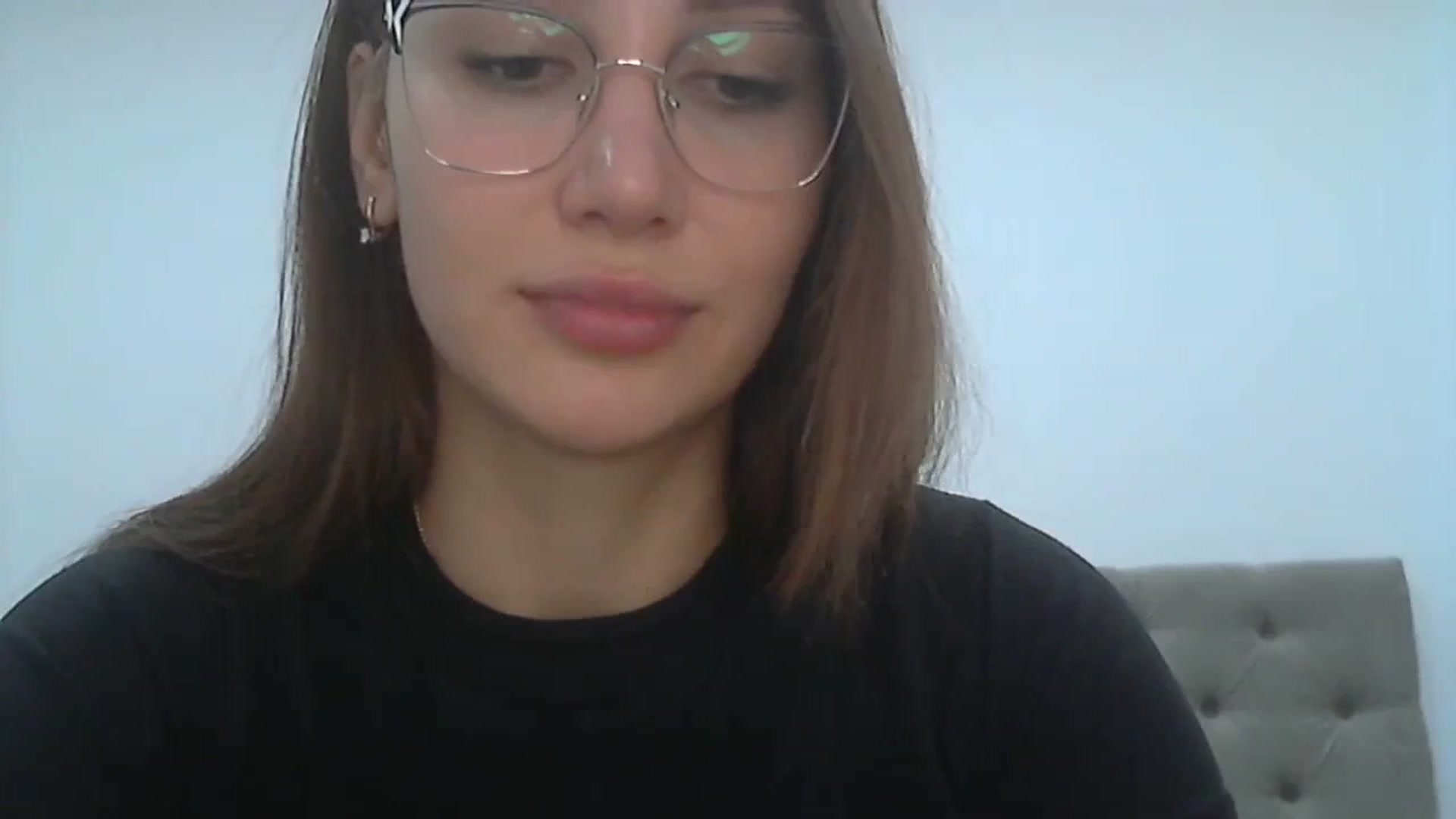 Gallery image thumbnail from HappinessInMe's myfreecams stream on, 11/25/2023, 16:11 image 6 of 20