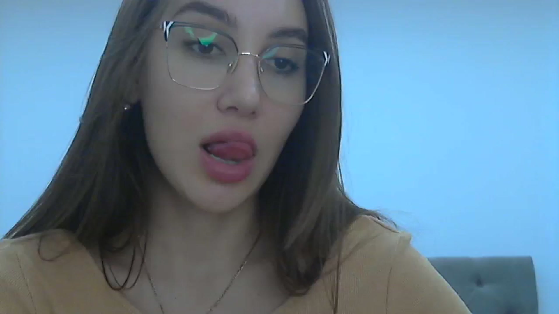Gallery image thumbnail from HappinessInMe's myfreecams stream on, 11/26/2023, 15:28 image 12 of 20