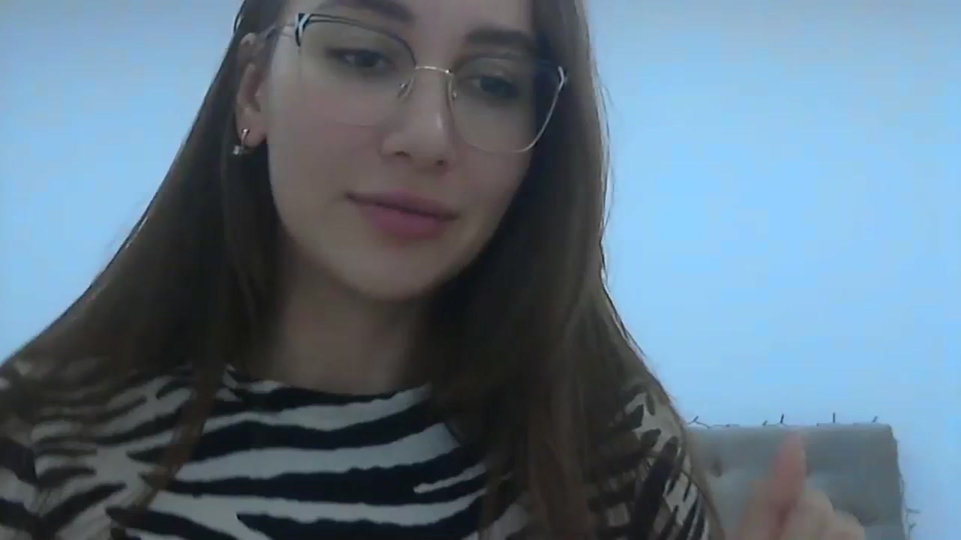 Gallery image thumbnail from HappinessInMe's myfreecams stream on, 12/04/2023, 14:49 image 1 of 20