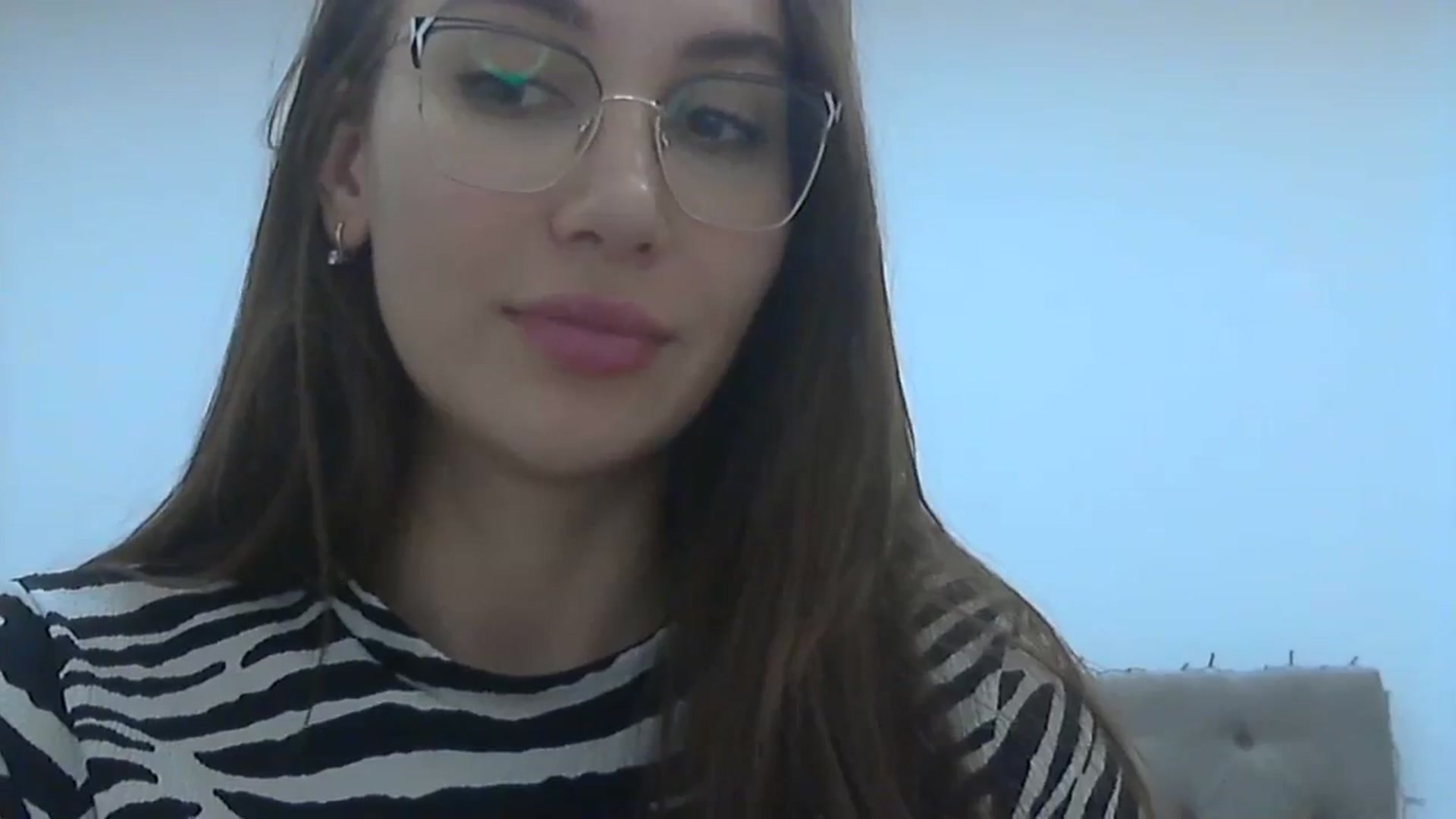 Gallery image thumbnail from HappinessInMe's myfreecams stream on, 12/04/2023, 14:49 image 16 of 20