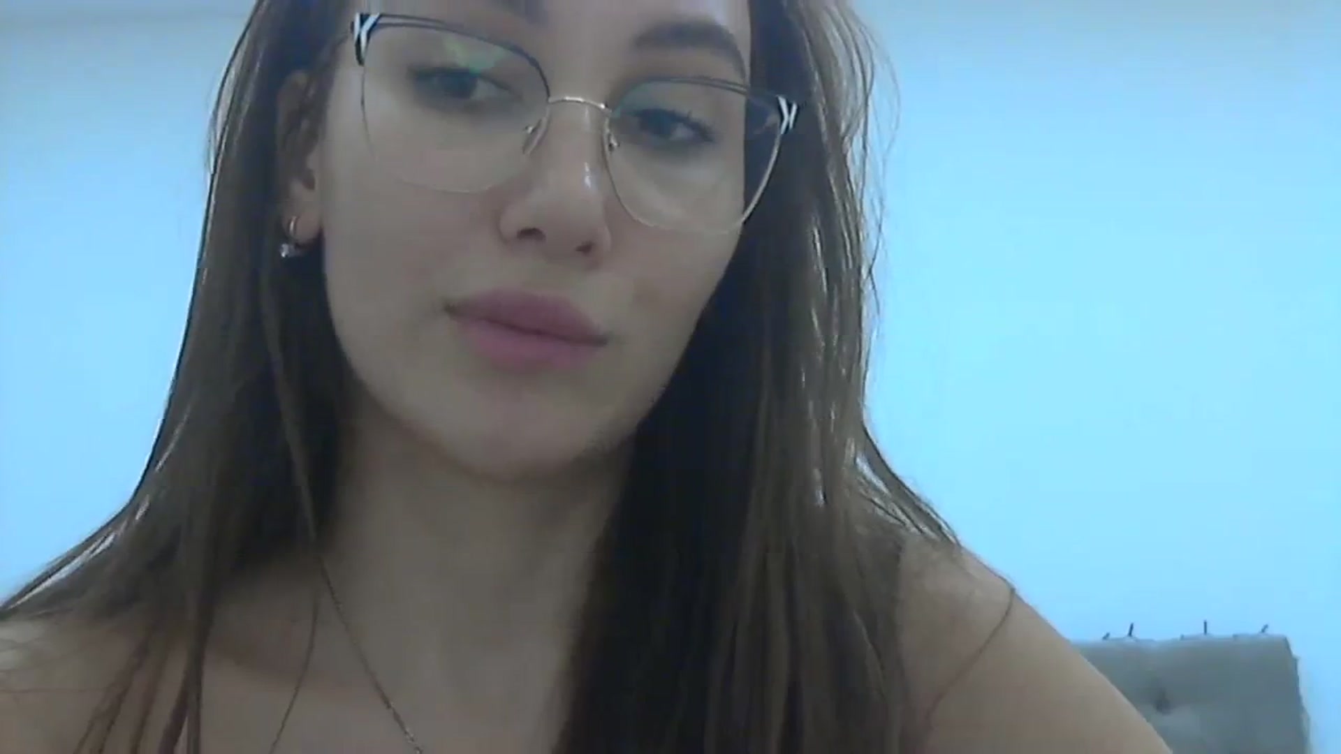 Gallery image thumbnail from HappinessInMe's myfreecams stream on, 12/04/2023, 15:12 image 13 of 20