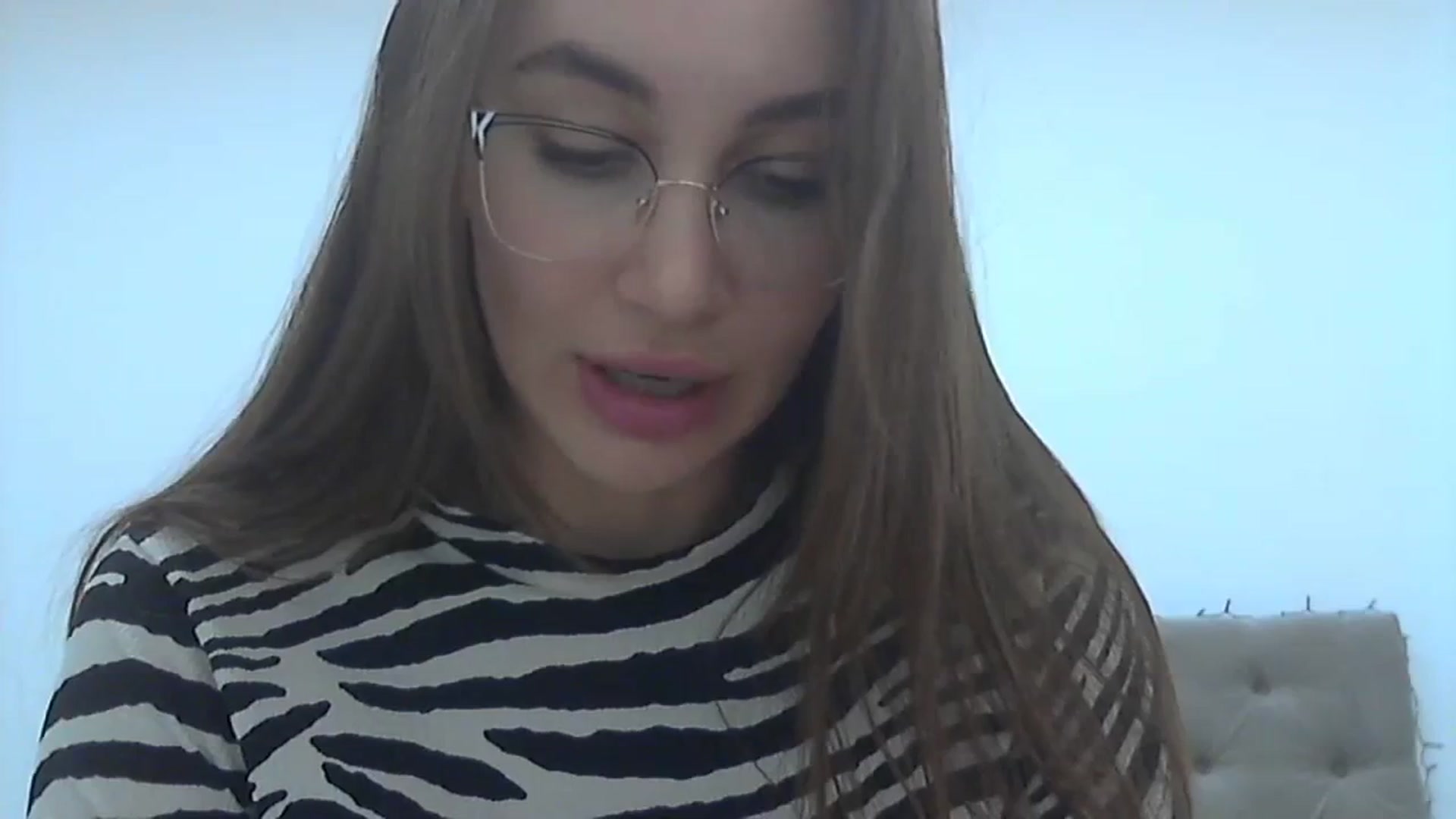Gallery image thumbnail from HappinessInMe's myfreecams stream on, 12/04/2023, 15:12 image 2 of 20