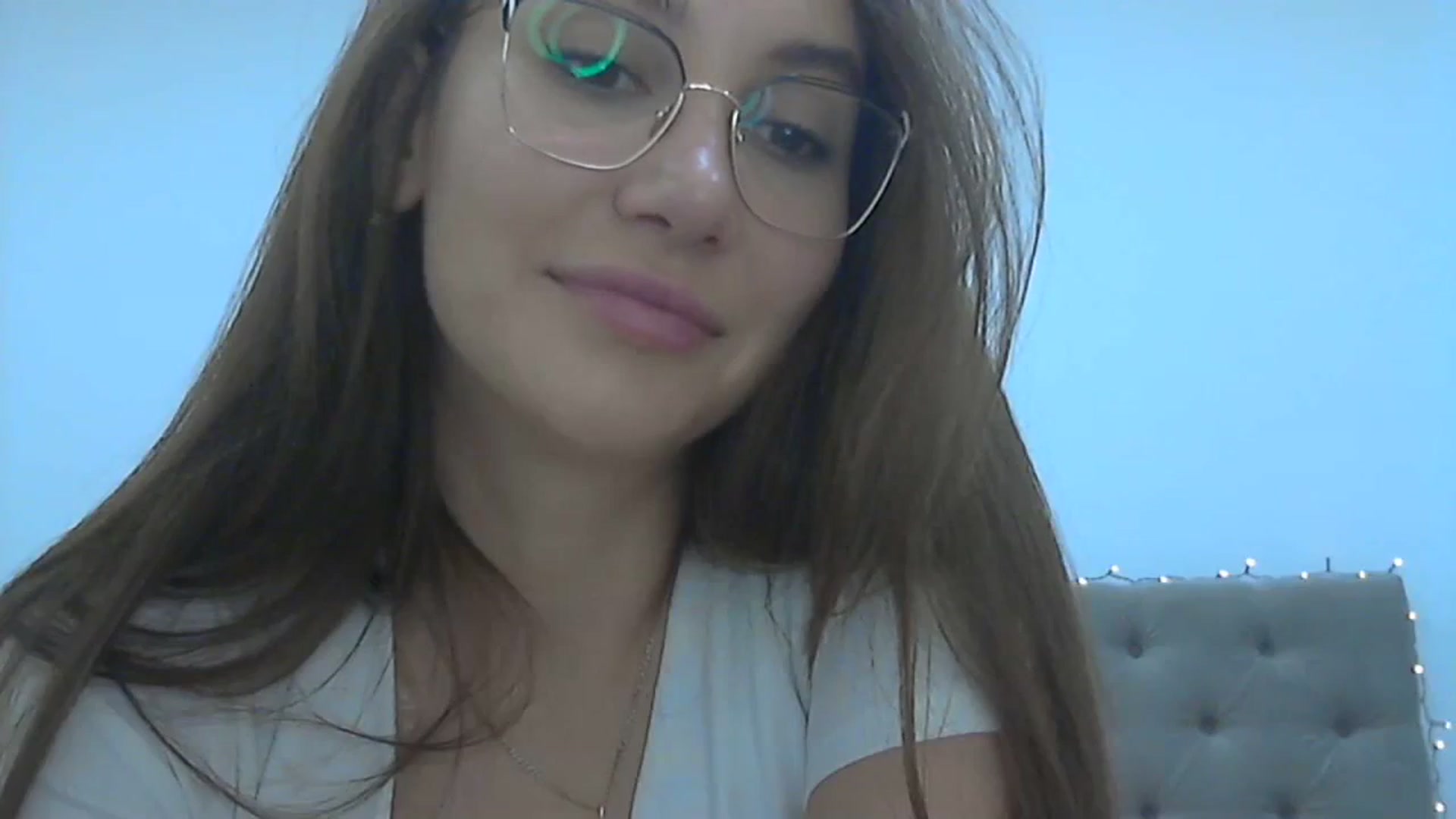 Gallery image thumbnail from HappinessInMe's myfreecams stream on, 12/05/2023, 15:46 image 7 of 20
