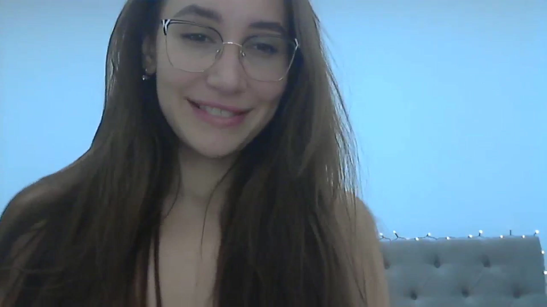 Gallery image thumbnail from HappinessInMe's myfreecams stream on, 12/06/2023, 15:16 image 7 of 20