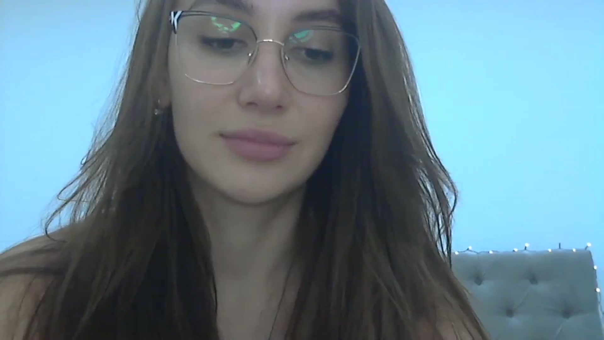 Gallery image thumbnail from HappinessInMe's myfreecams stream on, 12/06/2023, 15:16 image 16 of 20
