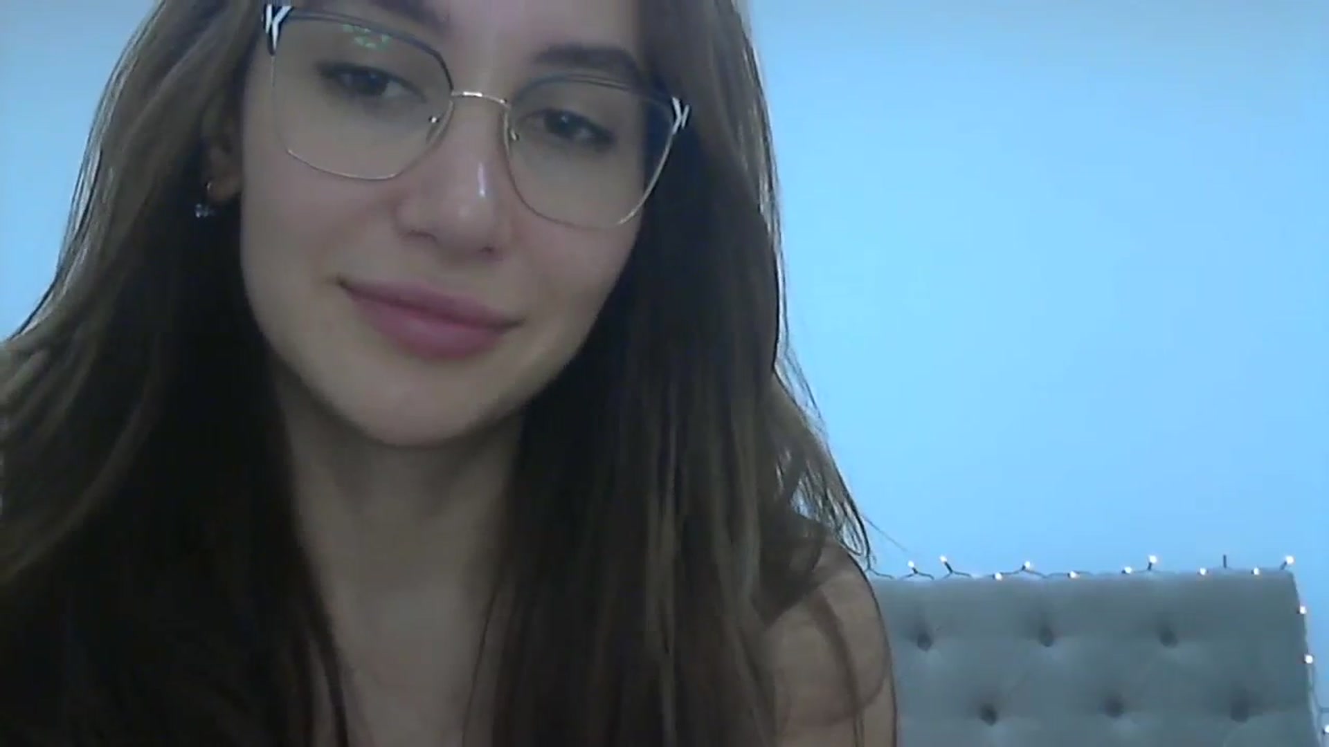 Gallery image thumbnail from HappinessInMe's myfreecams stream on, 12/06/2023, 15:16 image 15 of 20