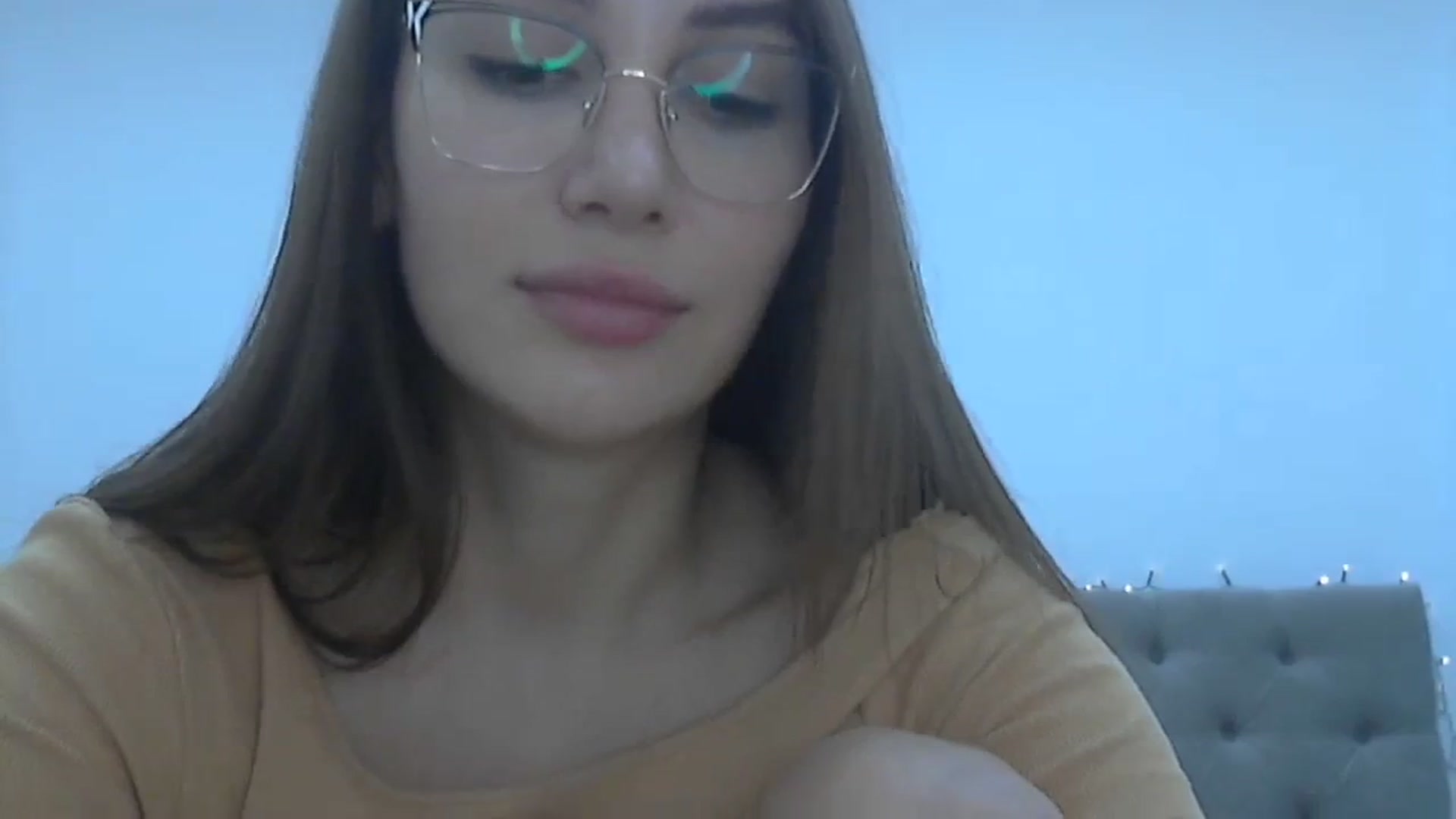 Gallery image thumbnail from HappinessInMe's myfreecams stream on, 12/07/2023, 16:06 image 17 of 20