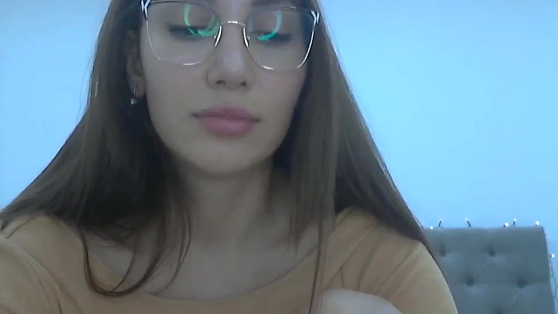 Gallery image thumbnail from HappinessInMe's myfreecams stream on, 12/07/2023, 16:06 image 18 of 20