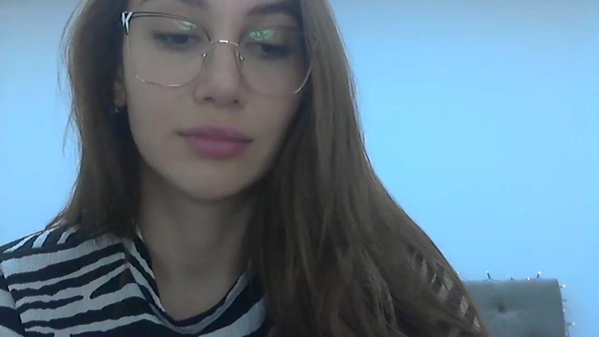 Gallery image thumbnail from HappinessInMe's myfreecams stream on, 12/18/2023, 15:58 image 2 of 20