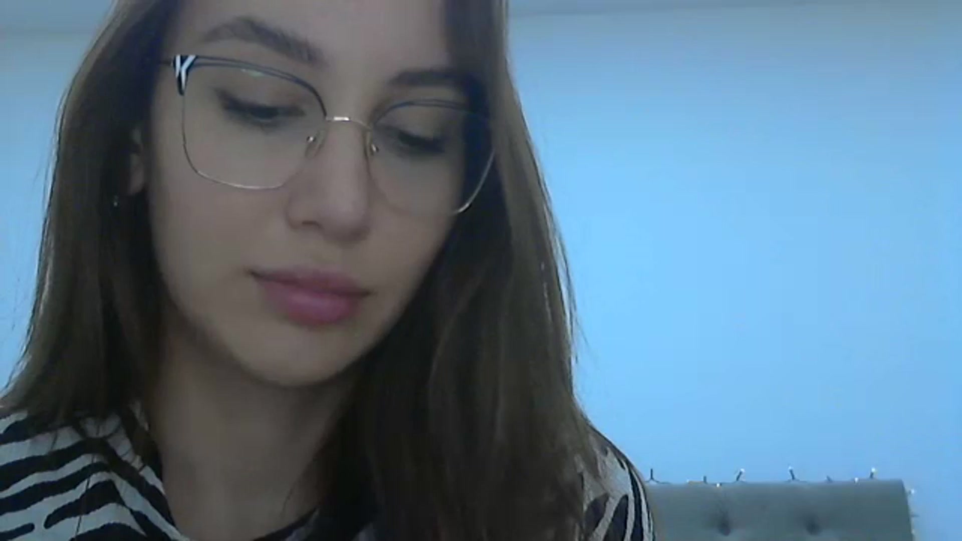 Gallery image thumbnail from HappinessInMe's myfreecams stream on, 12/18/2023, 15:58 image 4 of 20