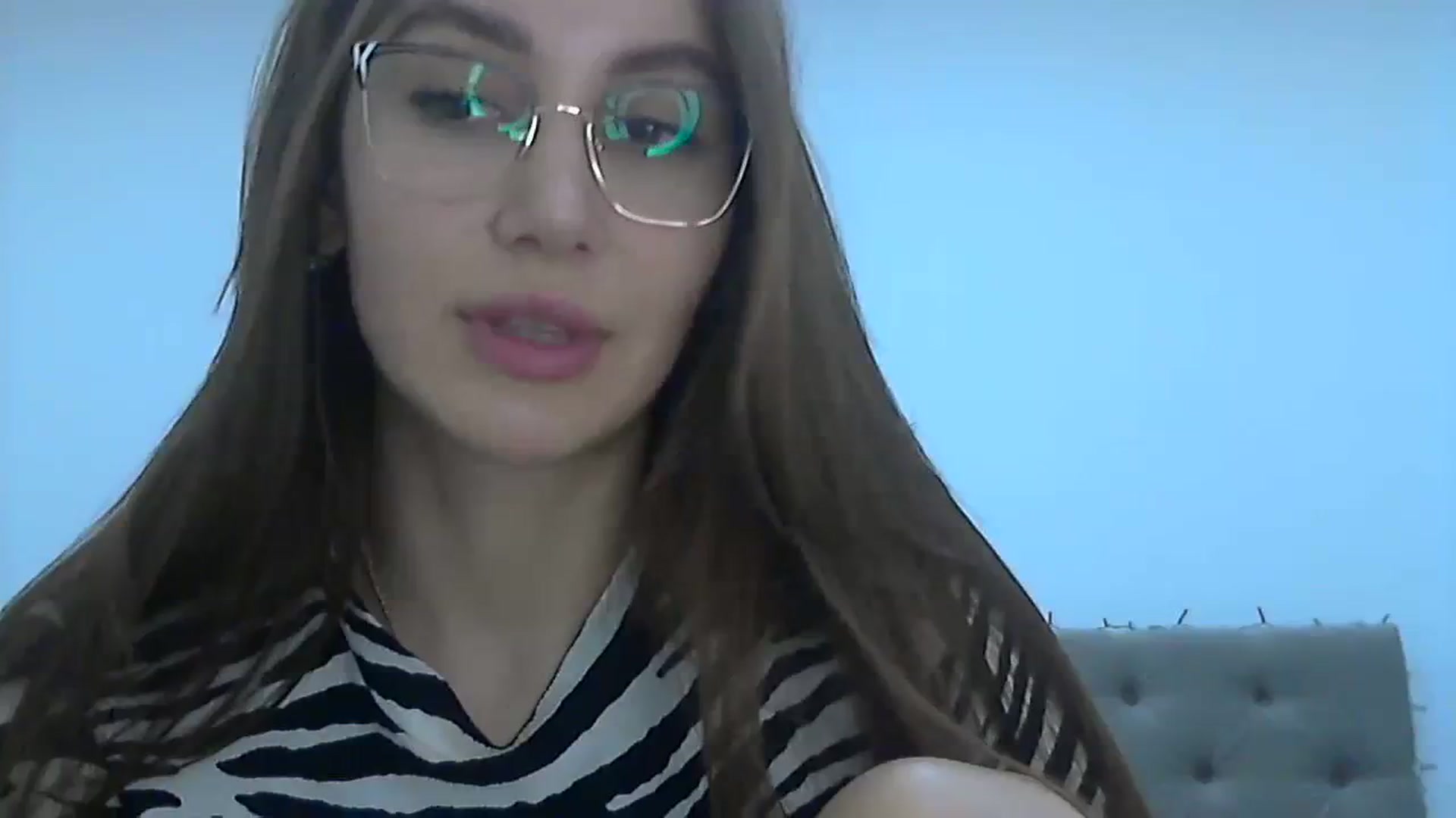 Gallery image thumbnail from HappinessInMe's myfreecams stream on, 01/07/2024, 15:42 image 1 of 20