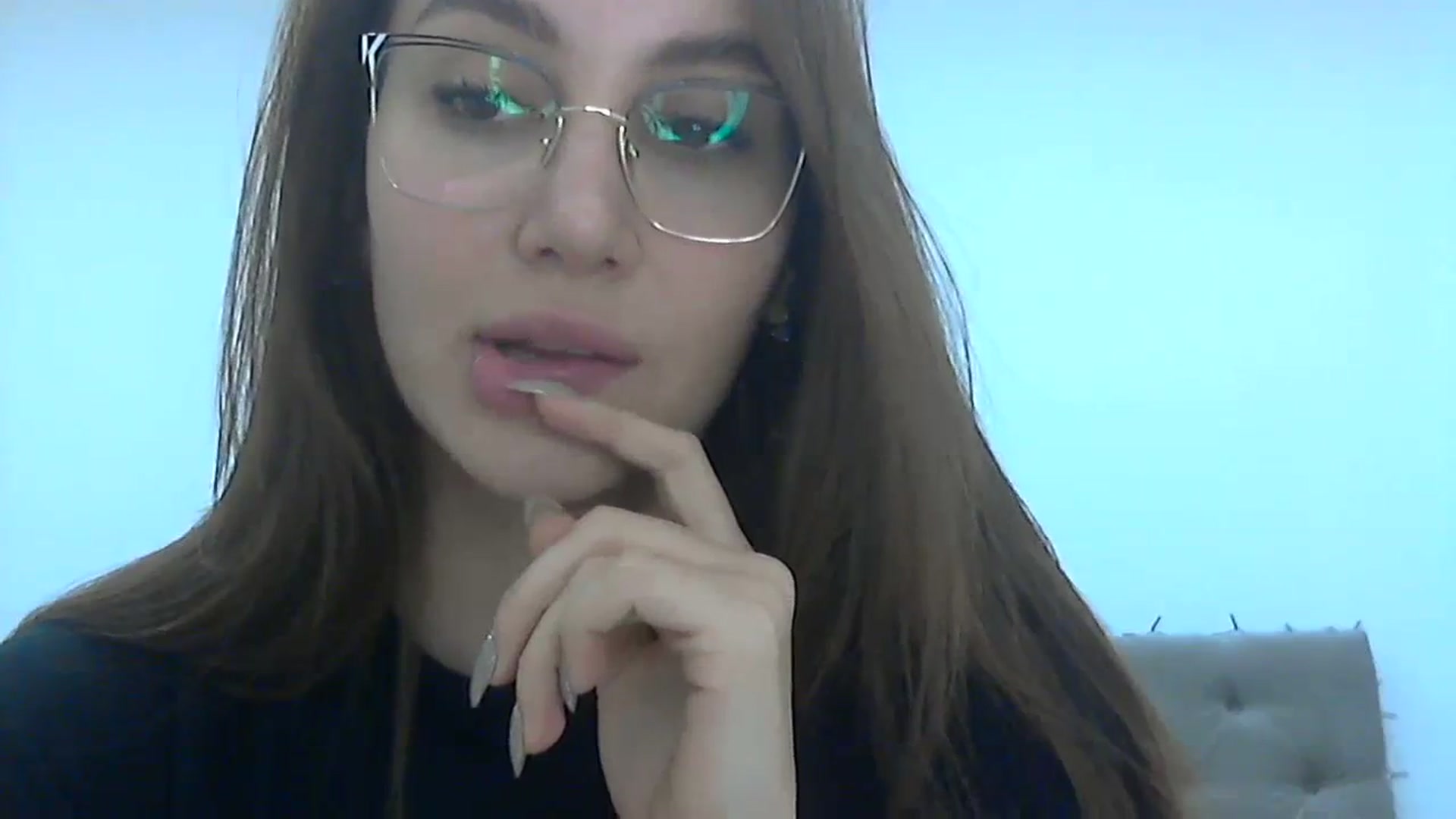 Gallery image thumbnail from HappinessInMe's myfreecams stream on, 01/08/2024, 15:01 image 11 of 20