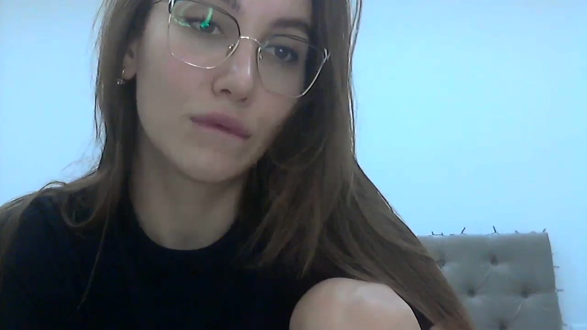Gallery image thumbnail from HappinessInMe's myfreecams stream on, 01/08/2024, 15:01 image 18 of 20