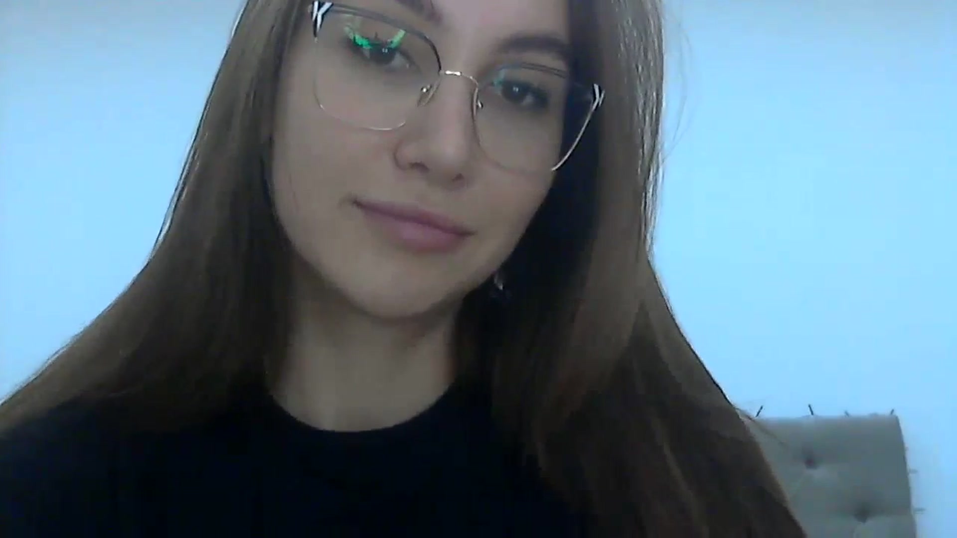 Gallery image thumbnail from HappinessInMe's myfreecams stream on, 01/08/2024, 15:01 image 7 of 20