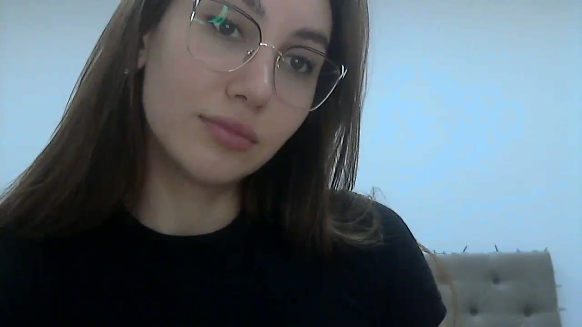 Gallery image thumbnail from HappinessInMe's myfreecams stream on, 01/08/2024, 15:01 image 4 of 20