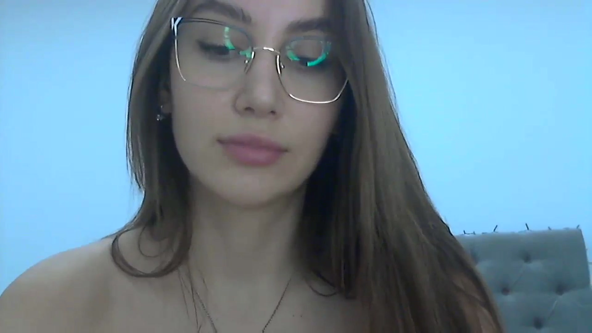 Gallery image thumbnail from HappinessInMe's myfreecams stream on, 01/09/2024, 15:58 image 6 of 20