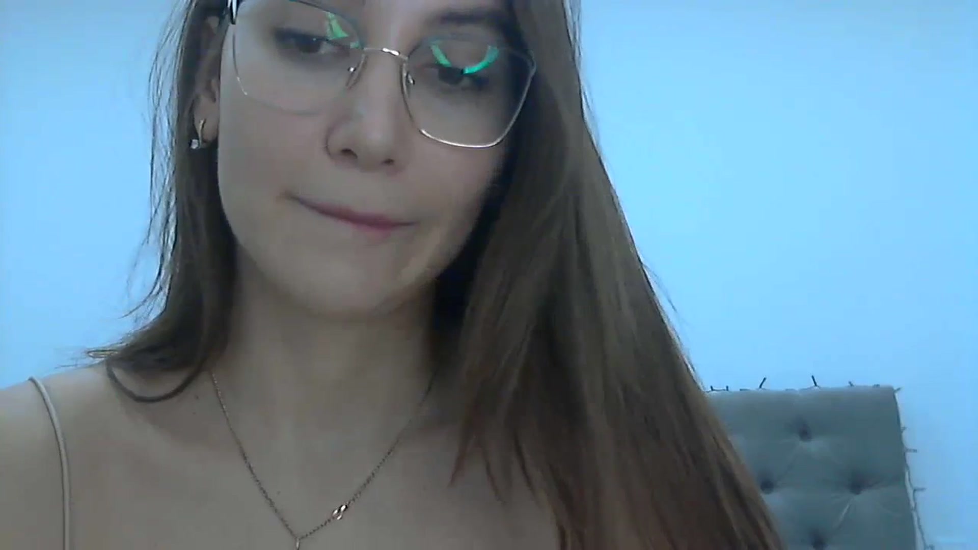 Gallery image thumbnail from HappinessInMe's myfreecams stream on, 01/25/2024, 15:25 image 17 of 20