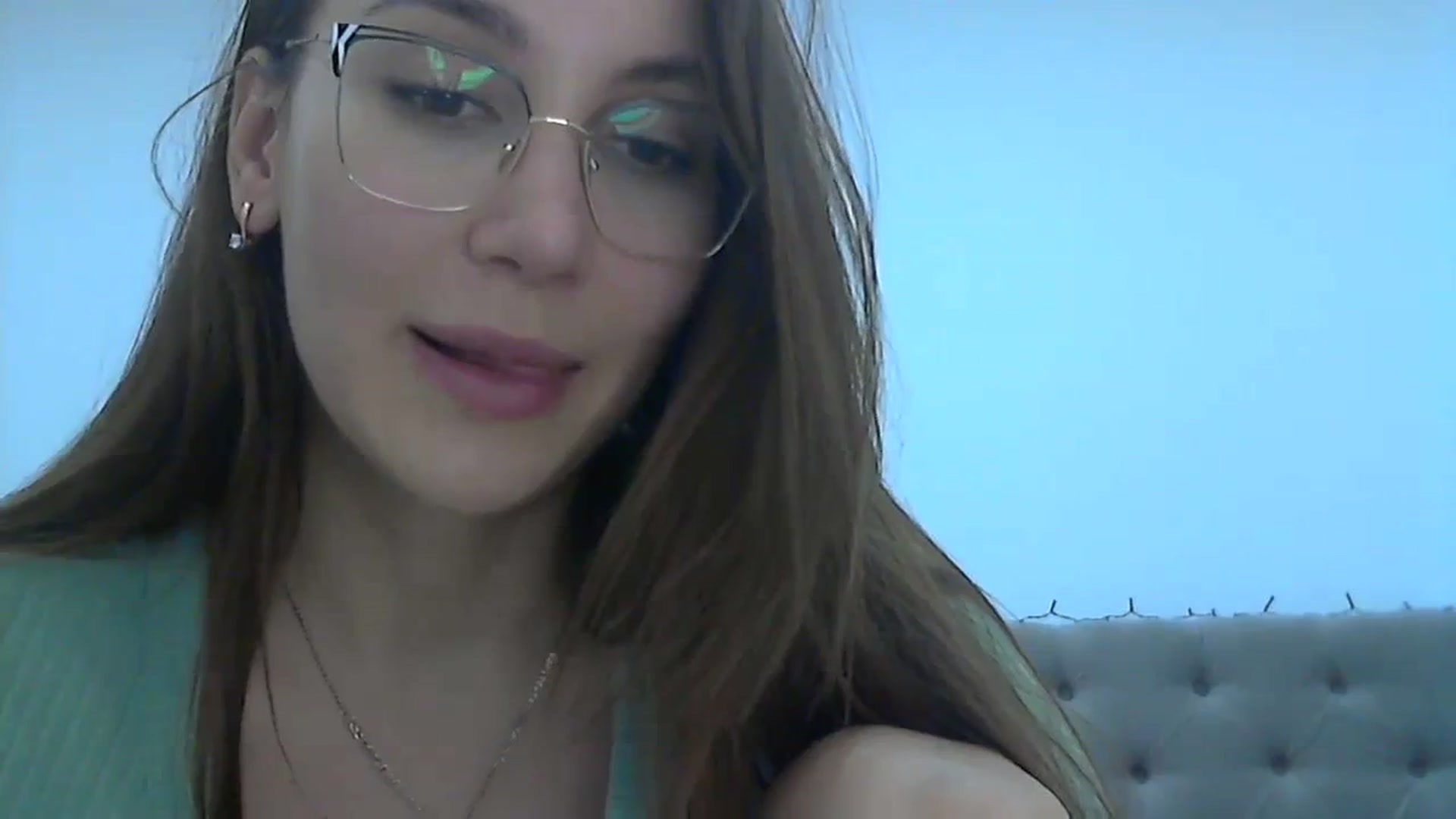 Gallery image thumbnail from HappinessInMe's myfreecams stream on, 01/26/2024, 15:29 image 6 of 20