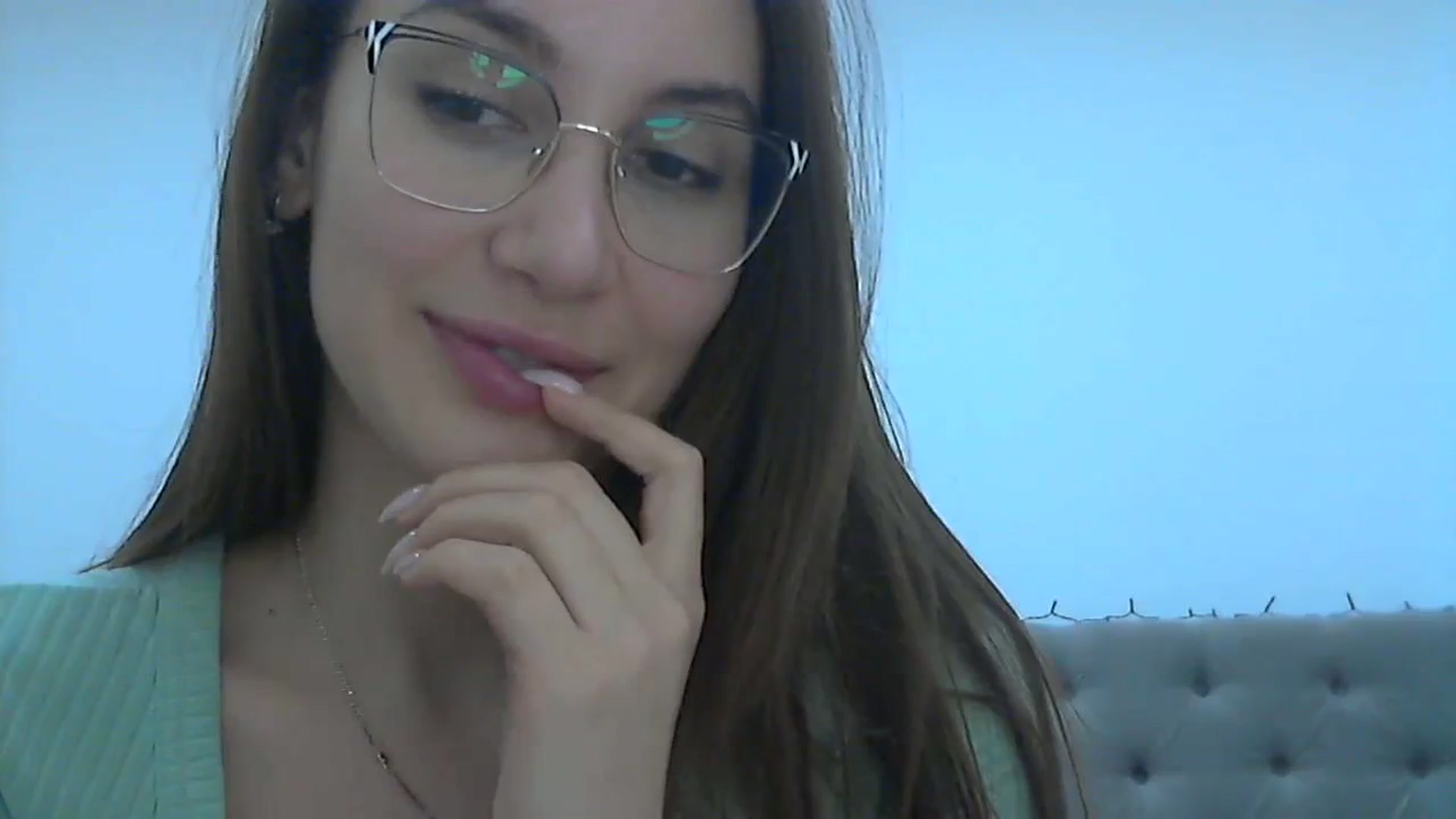 Gallery image thumbnail from HappinessInMe's myfreecams stream on, 01/26/2024, 15:29 image 9 of 20