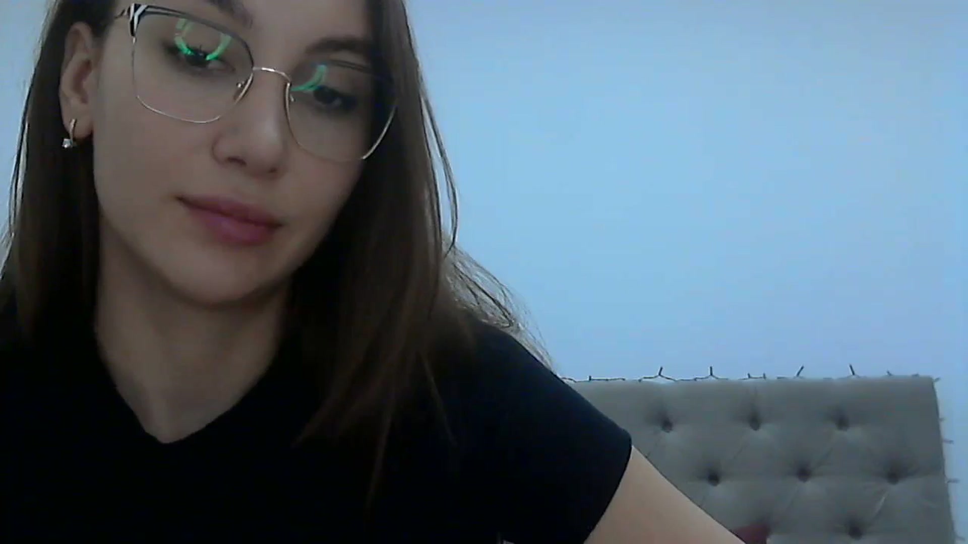 Gallery image thumbnail from HappinessInMe's myfreecams stream on, 01/28/2024, 15:36 image 7 of 20