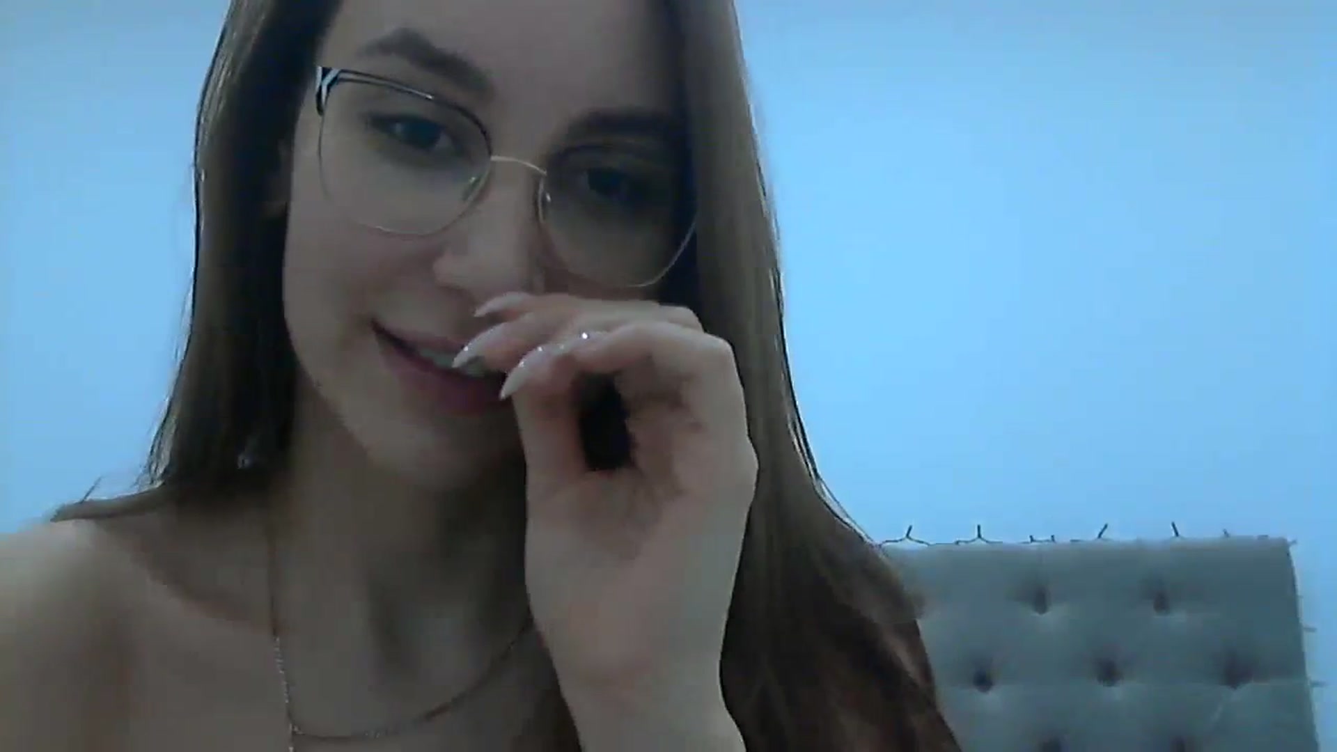 Gallery image thumbnail from HappinessInMe's myfreecams stream on, 01/29/2024, 15:41 image 10 of 20