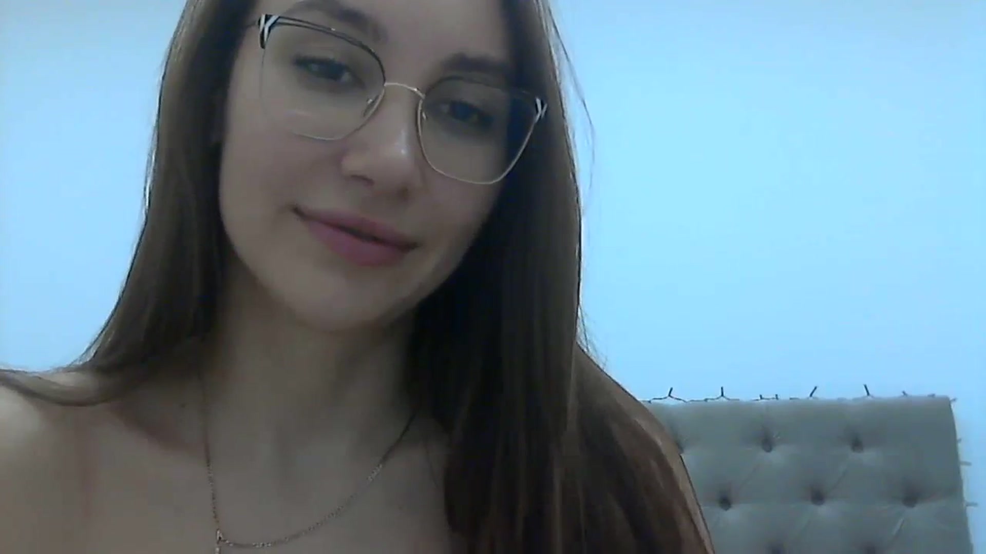Gallery image thumbnail from HappinessInMe's myfreecams stream on, 01/29/2024, 15:41 image 11 of 20
