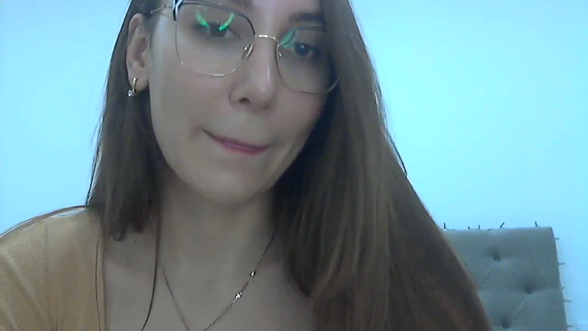 Gallery image thumbnail from HappinessInMe's myfreecams stream on, 02/04/2024, 20:05 image 9 of 20