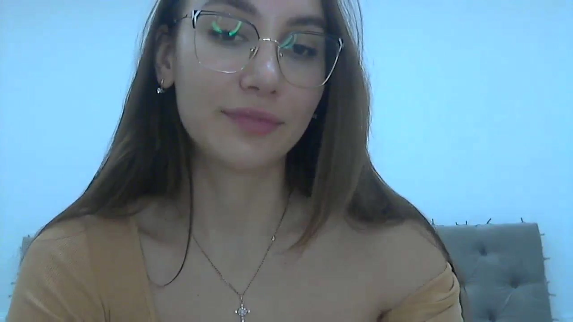 Gallery image thumbnail from HappinessInMe's myfreecams stream on, 02/04/2024, 20:05 image 6 of 20
