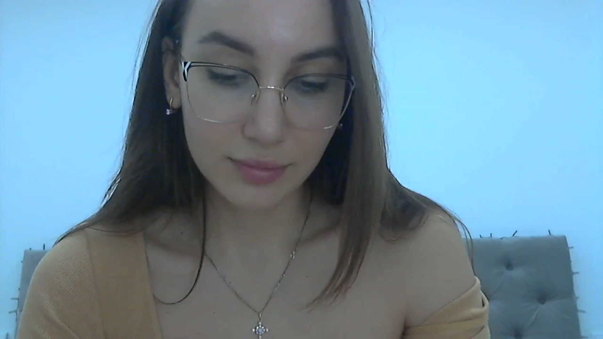 Gallery image thumbnail from HappinessInMe's myfreecams stream on, 02/04/2024, 20:05 image 3 of 20