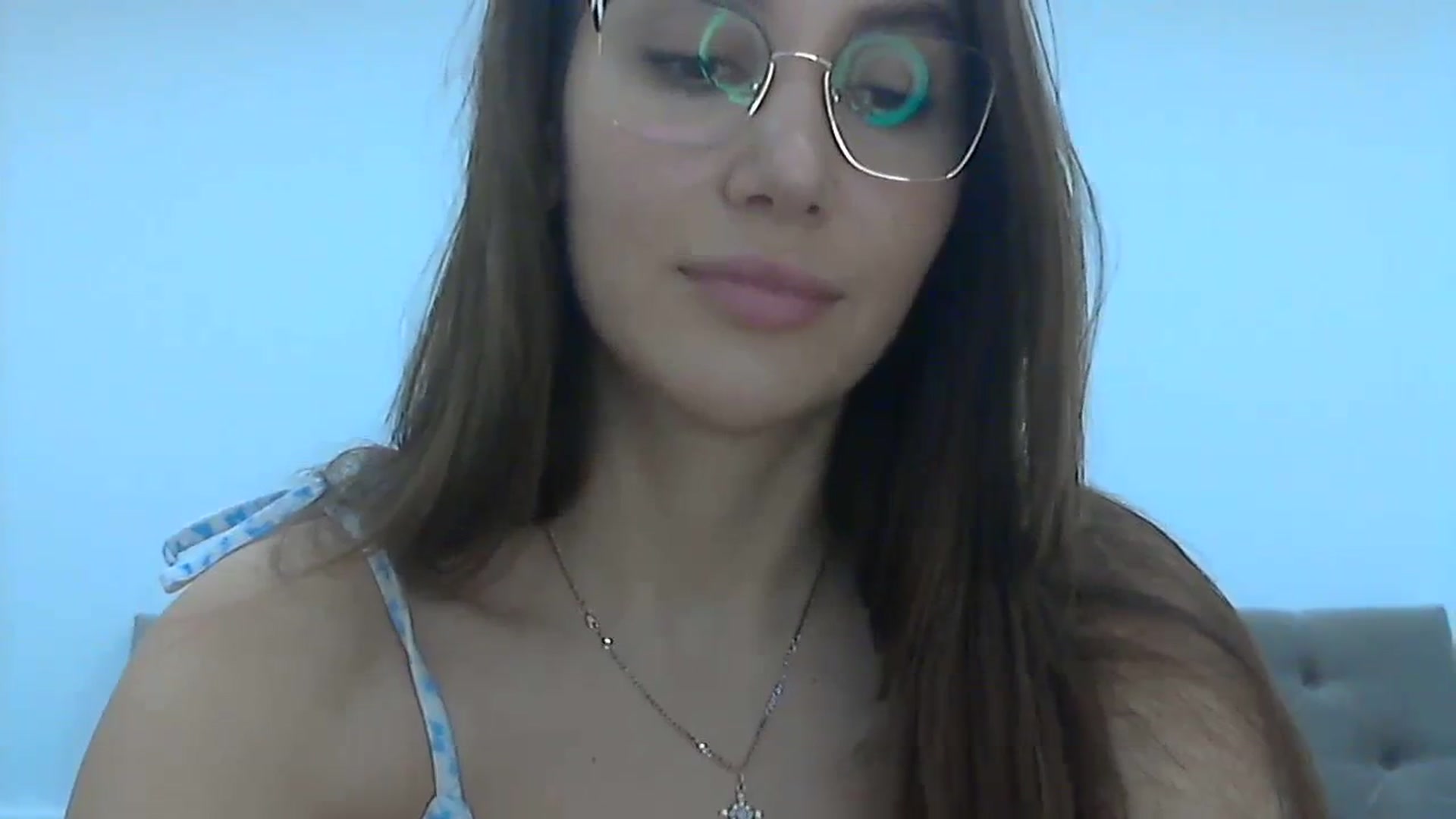 Gallery image thumbnail from HappinessInMe's myfreecams stream on, 03/10/2024, 17:34 image 3 of 20