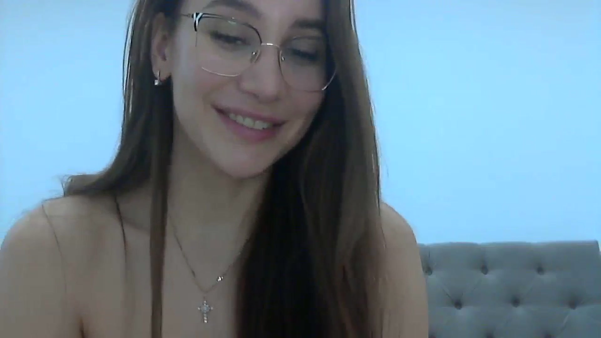 Gallery image thumbnail from HappinessInMe's myfreecams stream on, 03/19/2024, 16:10 image 9 of 20