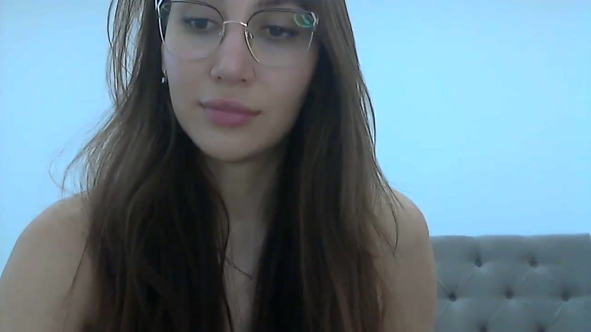 Gallery image thumbnail from HappinessInMe's myfreecams stream on, 03/19/2024, 16:10 image 8 of 20