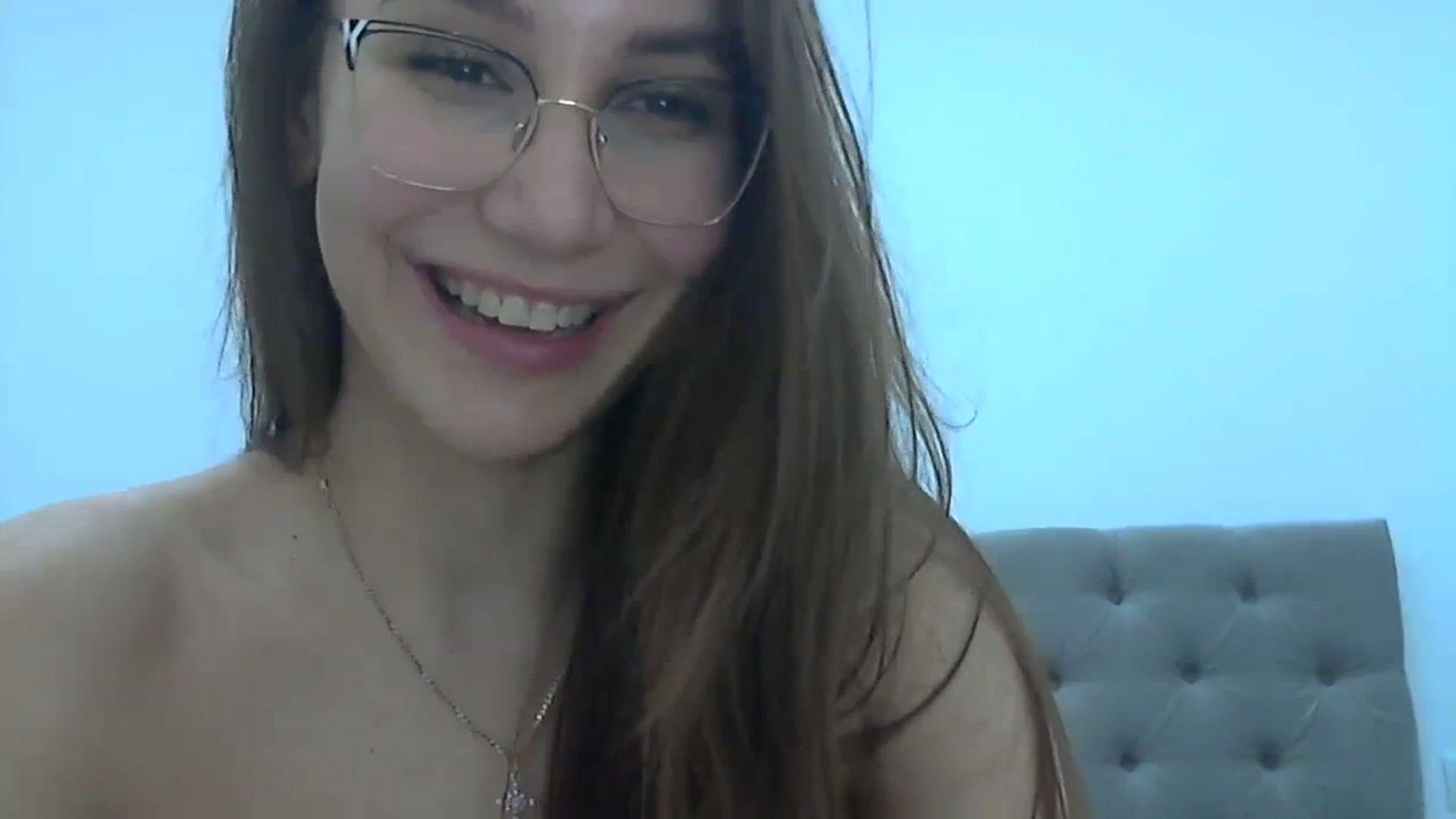 Gallery image thumbnail from HappinessInMe's myfreecams stream on, 03/19/2024, 16:49 image 13 of 20