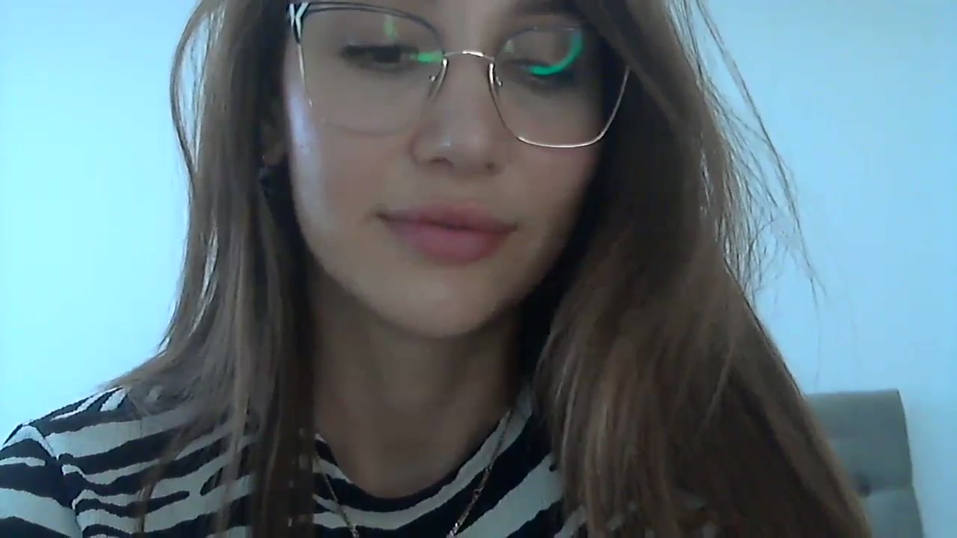 Gallery image thumbnail from HappinessInMe's myfreecams stream on, 04/08/2024, 14:53 image 13 of 20