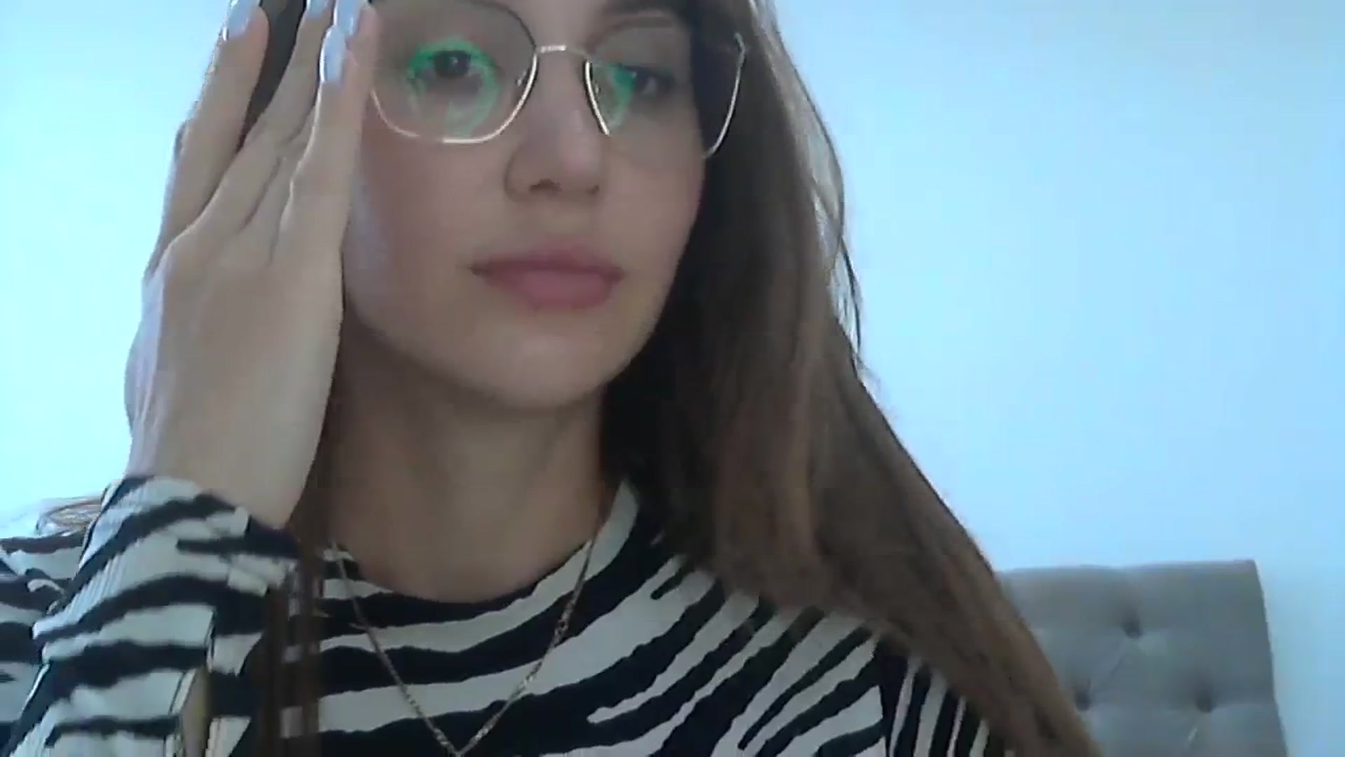 Gallery image thumbnail from HappinessInMe's myfreecams stream on, 04/08/2024, 14:53 image 9 of 20