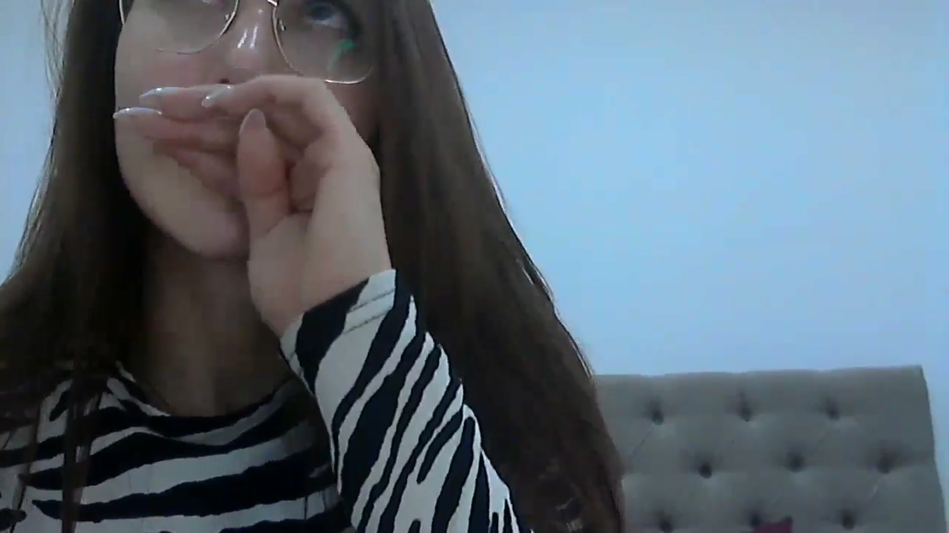 Gallery image thumbnail from HappinessInMe's myfreecams stream on, 04/27/2024, 19:23 image 4 of 20