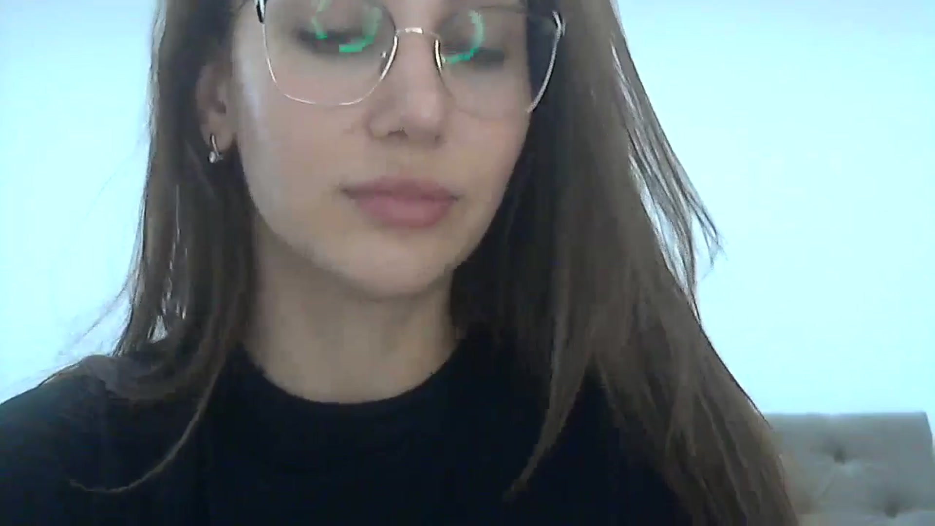 Gallery image thumbnail from HappinessInMe's myfreecams stream on, 05/06/2024, 14:36 image 5 of 20