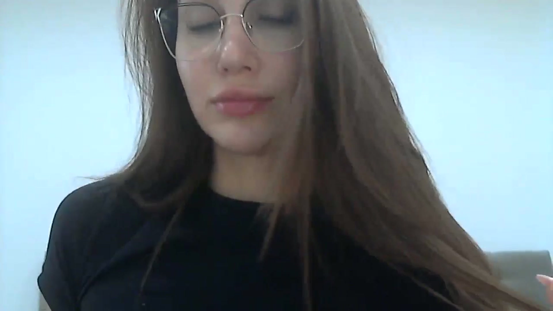 Gallery image thumbnail from HappinessInMe's myfreecams stream on, 05/06/2024, 14:36 image 11 of 20