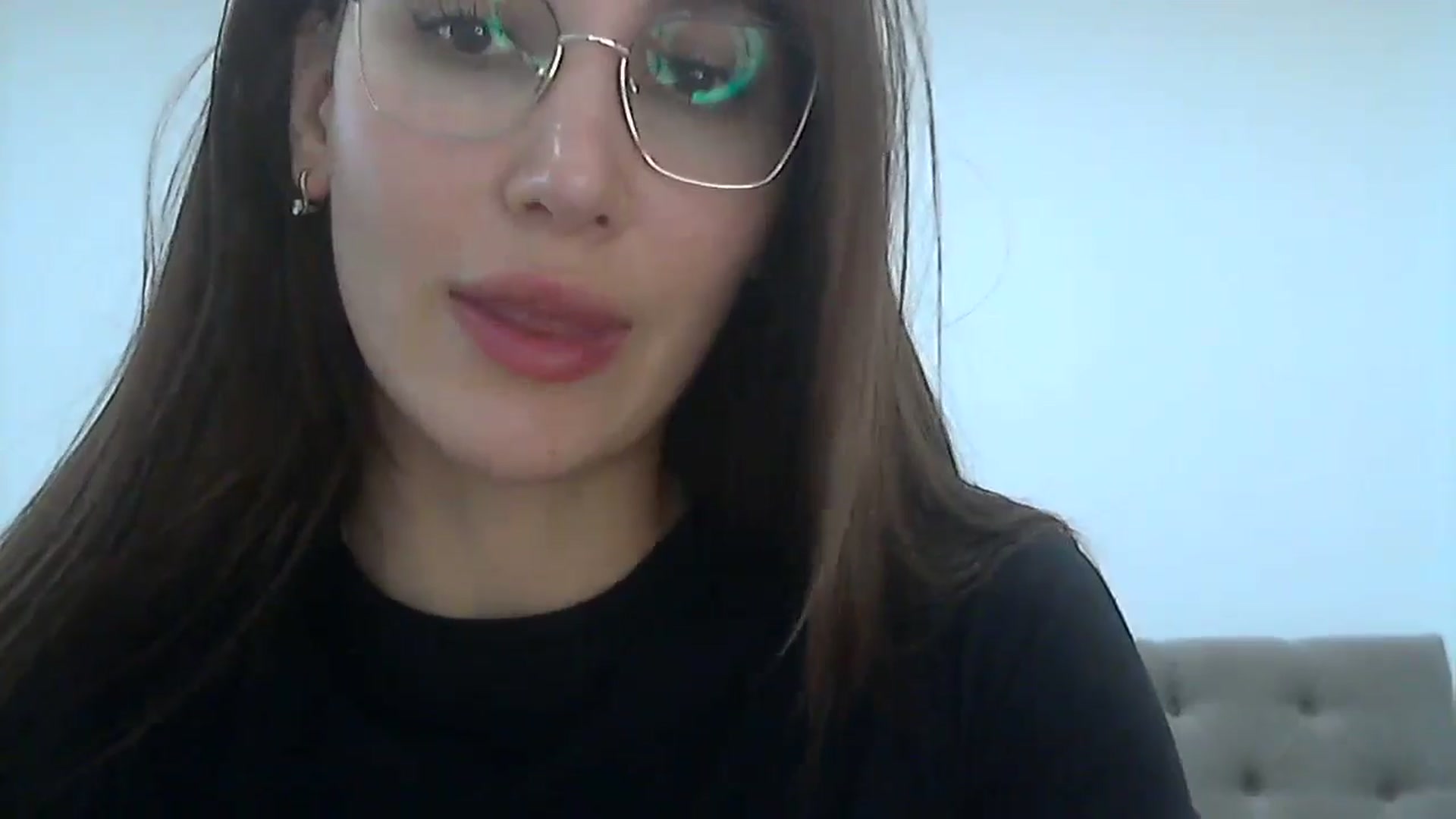 Gallery image thumbnail from HappinessInMe's myfreecams stream on, 05/06/2024, 14:36 image 2 of 20
