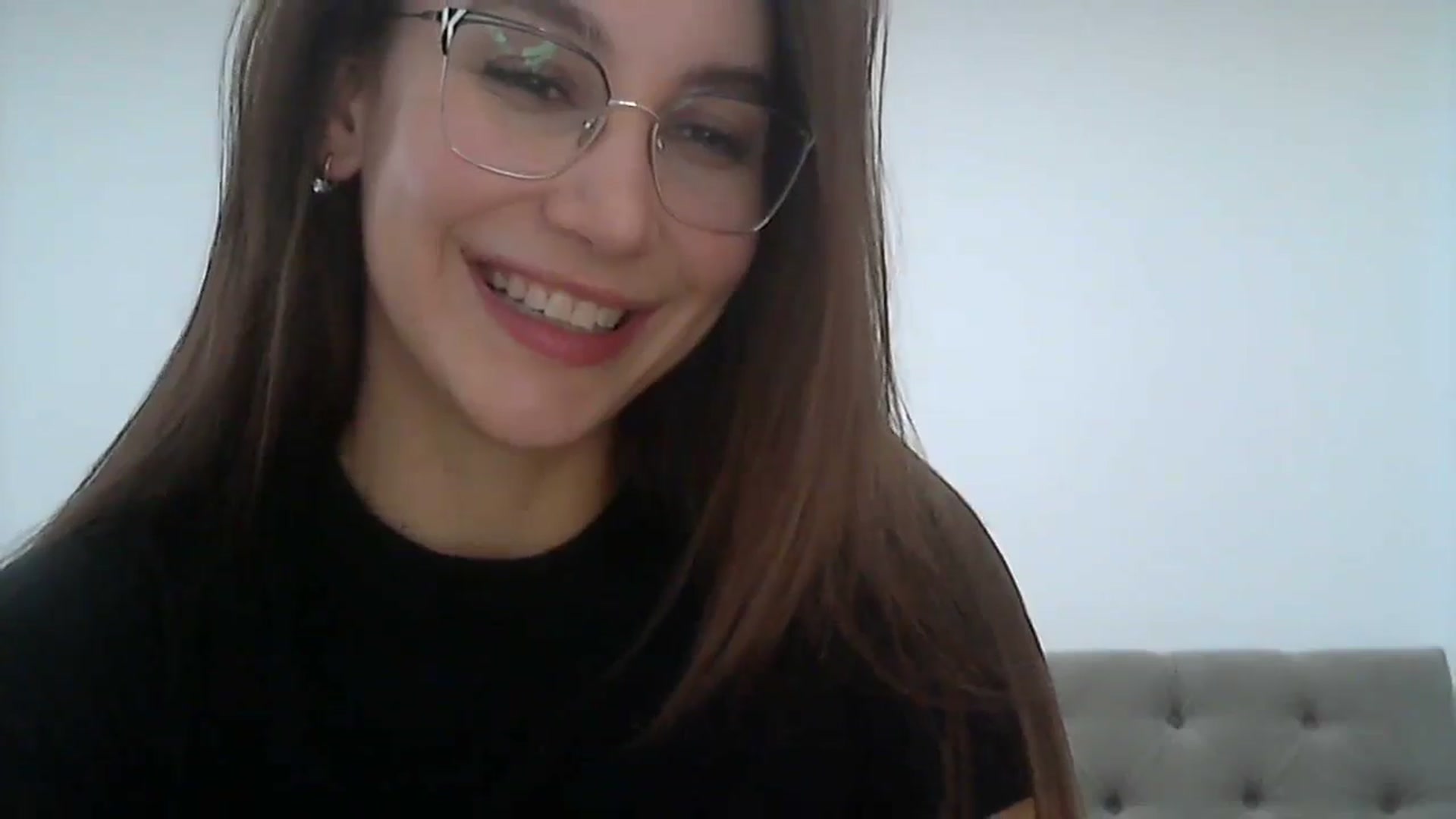 Gallery image thumbnail from HappinessInMe's myfreecams stream on, 05/06/2024, 14:36 image 17 of 20