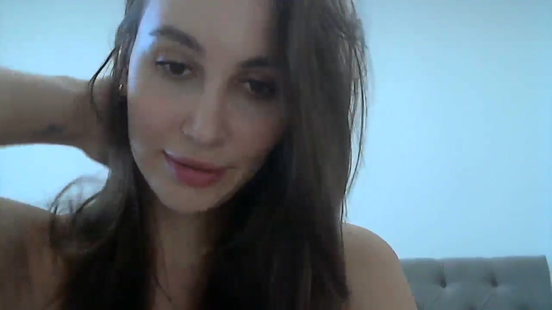 Gallery image thumbnail from HappinessInMe's myfreecams stream on, 05/08/2024, 14:19 image 20 of 20