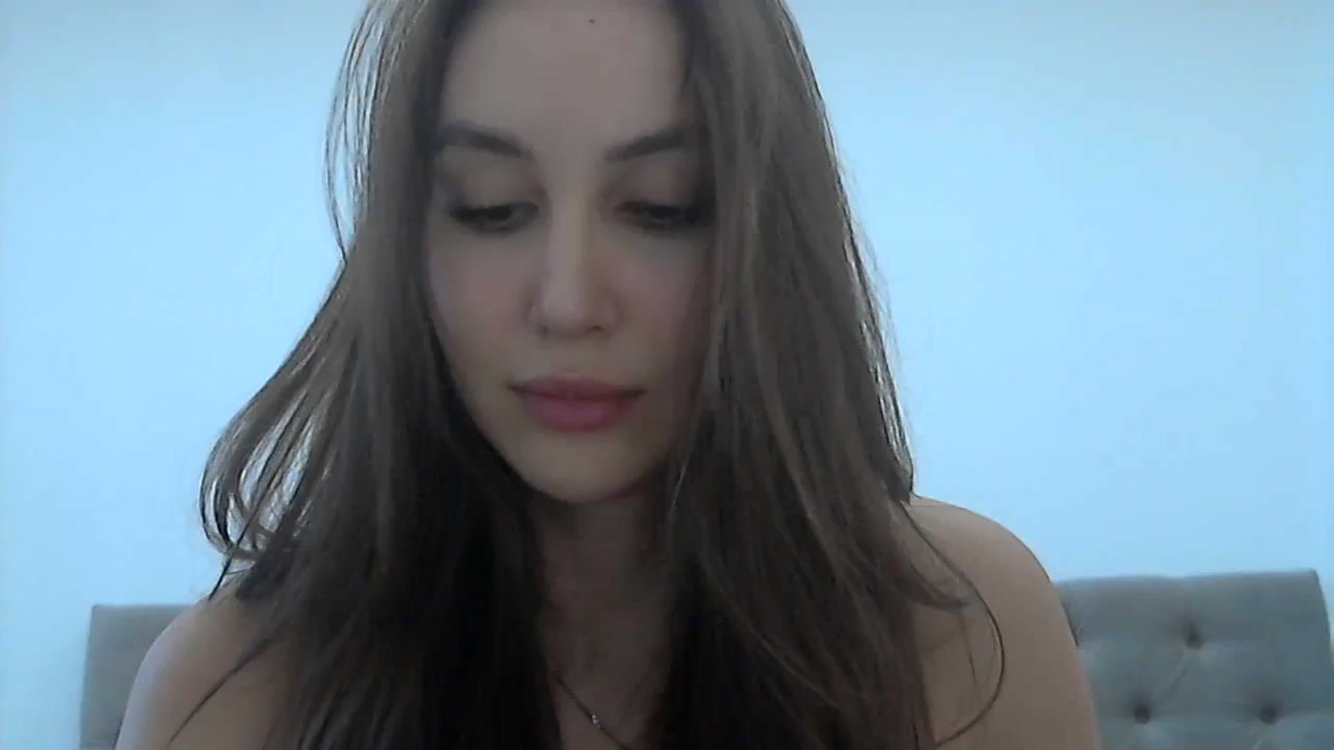 Gallery image thumbnail from HappinessInMe's myfreecams stream on, 05/25/2024, 16:19 image 3 of 20