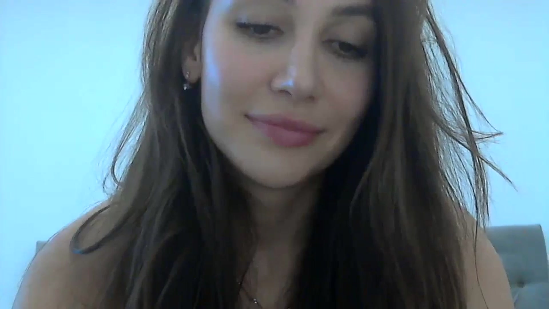 Gallery image thumbnail from HappinessInMe's myfreecams stream on, 05/25/2024, 16:19 image 6 of 20